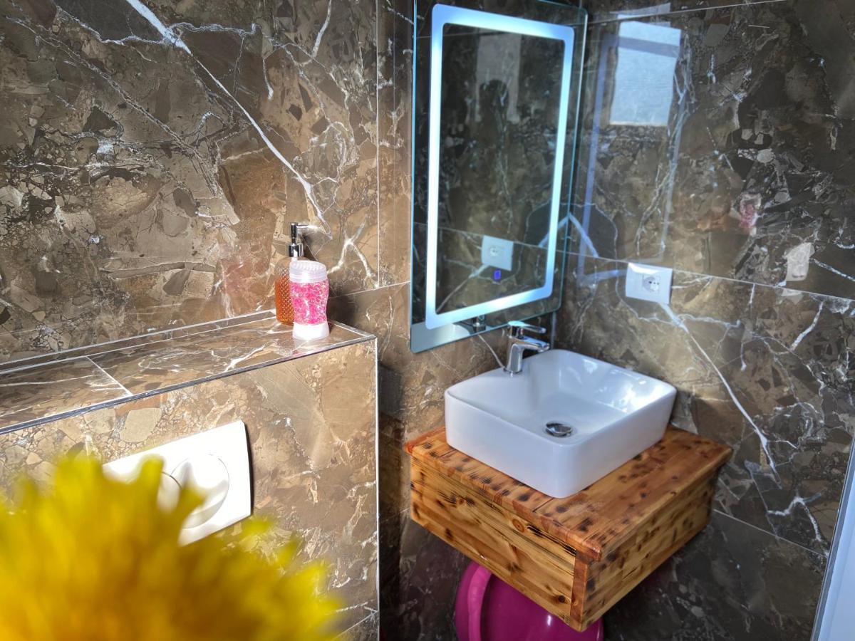 Villa Elvis Caca Ksamil Exteriér fotografie